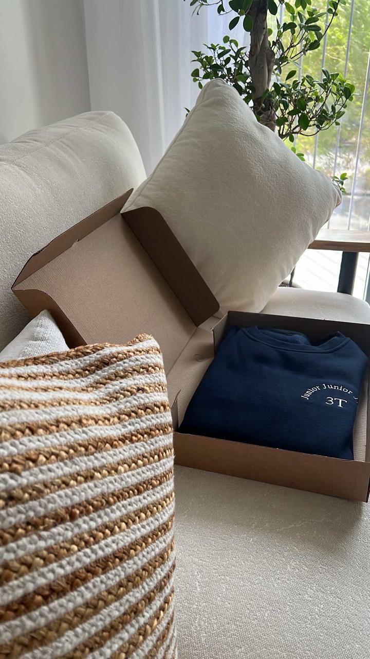 Nevyblue sweater